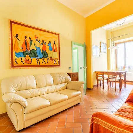 Macci Sixth Apartment *